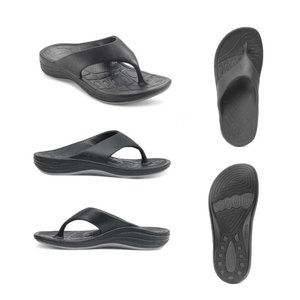 Aetrex Maui Flips- Men's Size 11